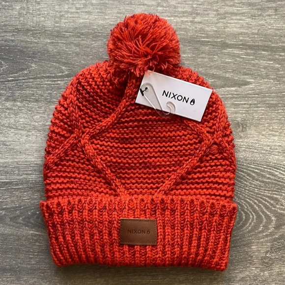 Nixon Julian Pom Beanie, burgundy/fire - Picture 2 of 4
